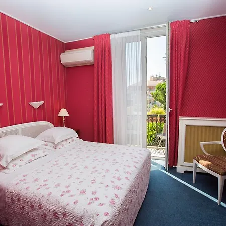 L'olivier - Piscine & Parking 3* Канны