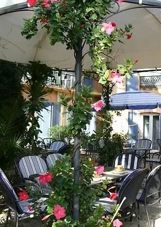 L'olivier - Piscine & Parking Otel Cannes