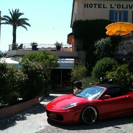 Otel L'olivier - Piscine & Parking 3*